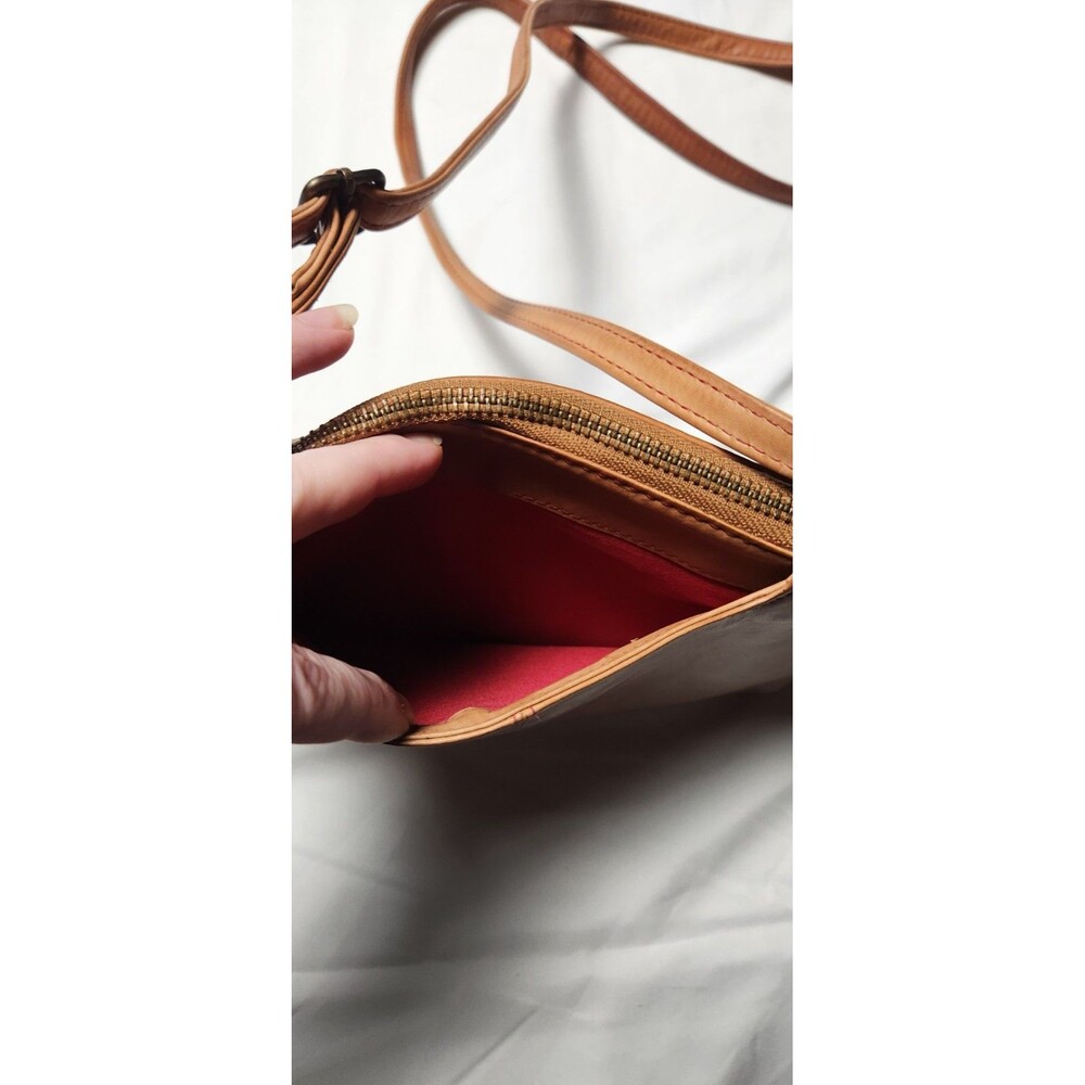 Rawlings Genuine Leather Purse Clutch Wristlet Baseball Stitch Zip Closure - Picture 8 of 11